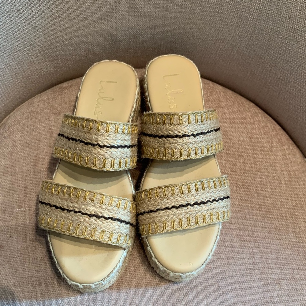 Worn ONCE sandals ‘